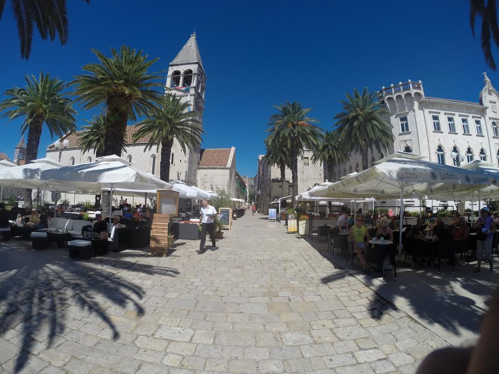 Apartment Fabijanko Oldtown Trogir Exterior foto